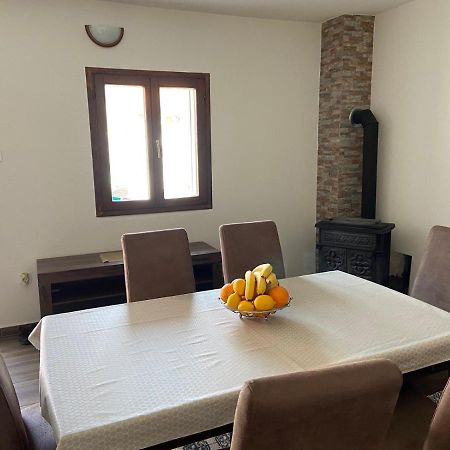 Guest House Markovic Lovcen 采蒂涅 外观 照片